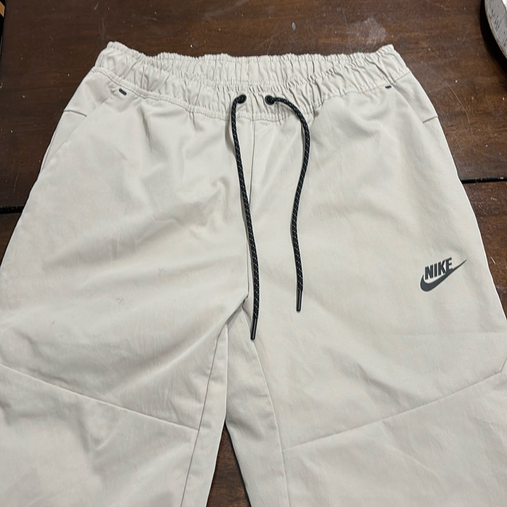 Nike Sportswear Tech Essentials Repel Pants Mens Small